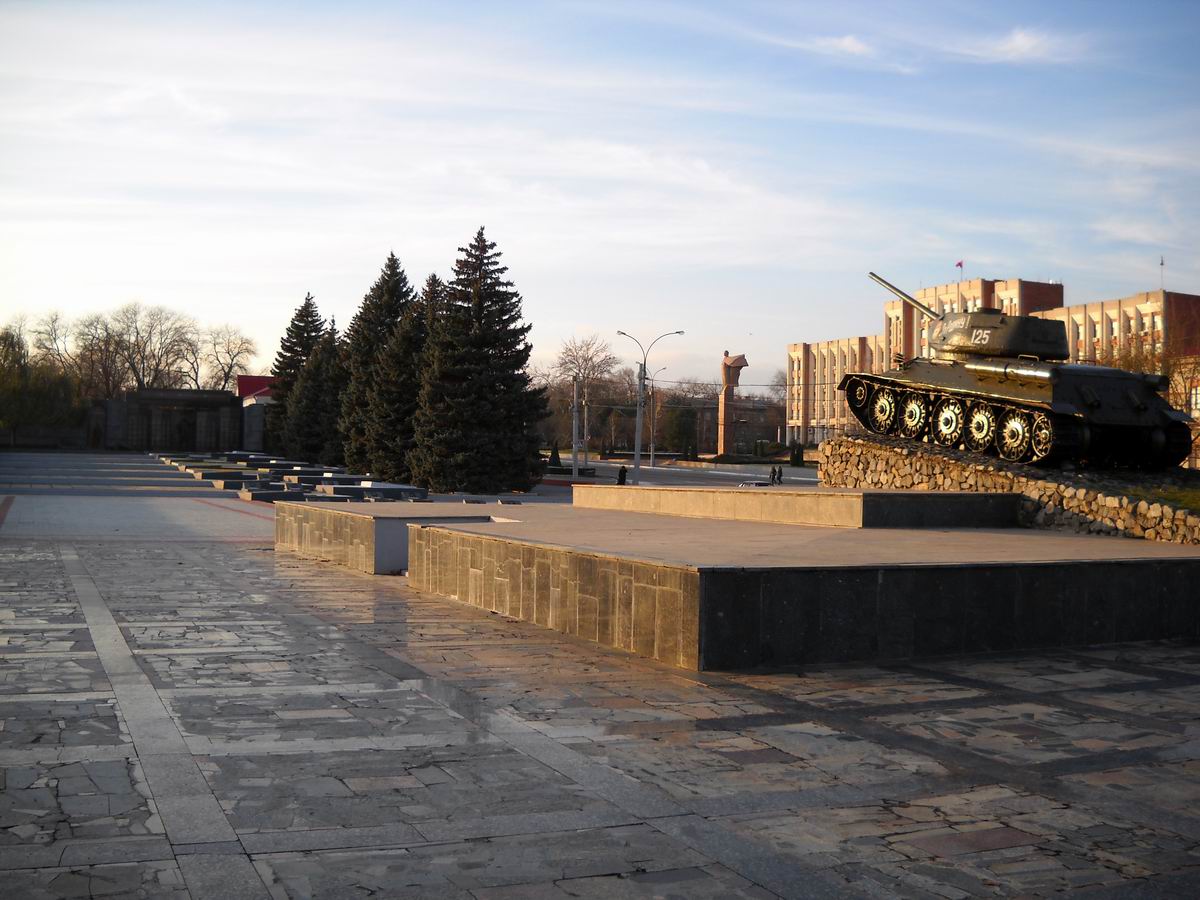 Мемориал в городе Тирасполь (общий вид)