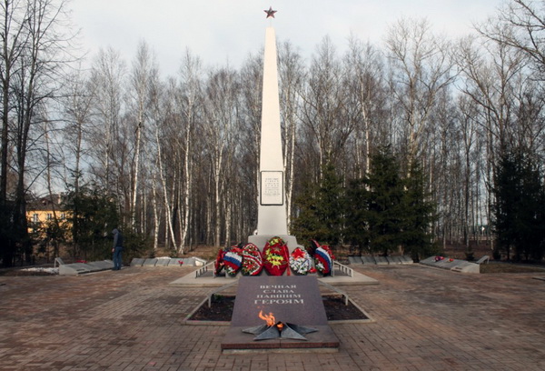 Мемориальный комплекс в городе Чудово