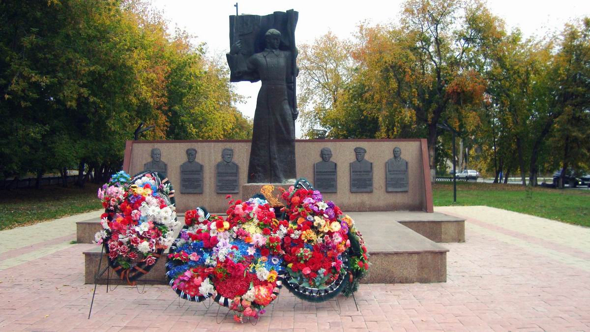 Аллеи Славы в городе Верхний Уфалей (общий вид)